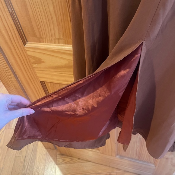 Beautiful brown dress - Picture 6 of 9